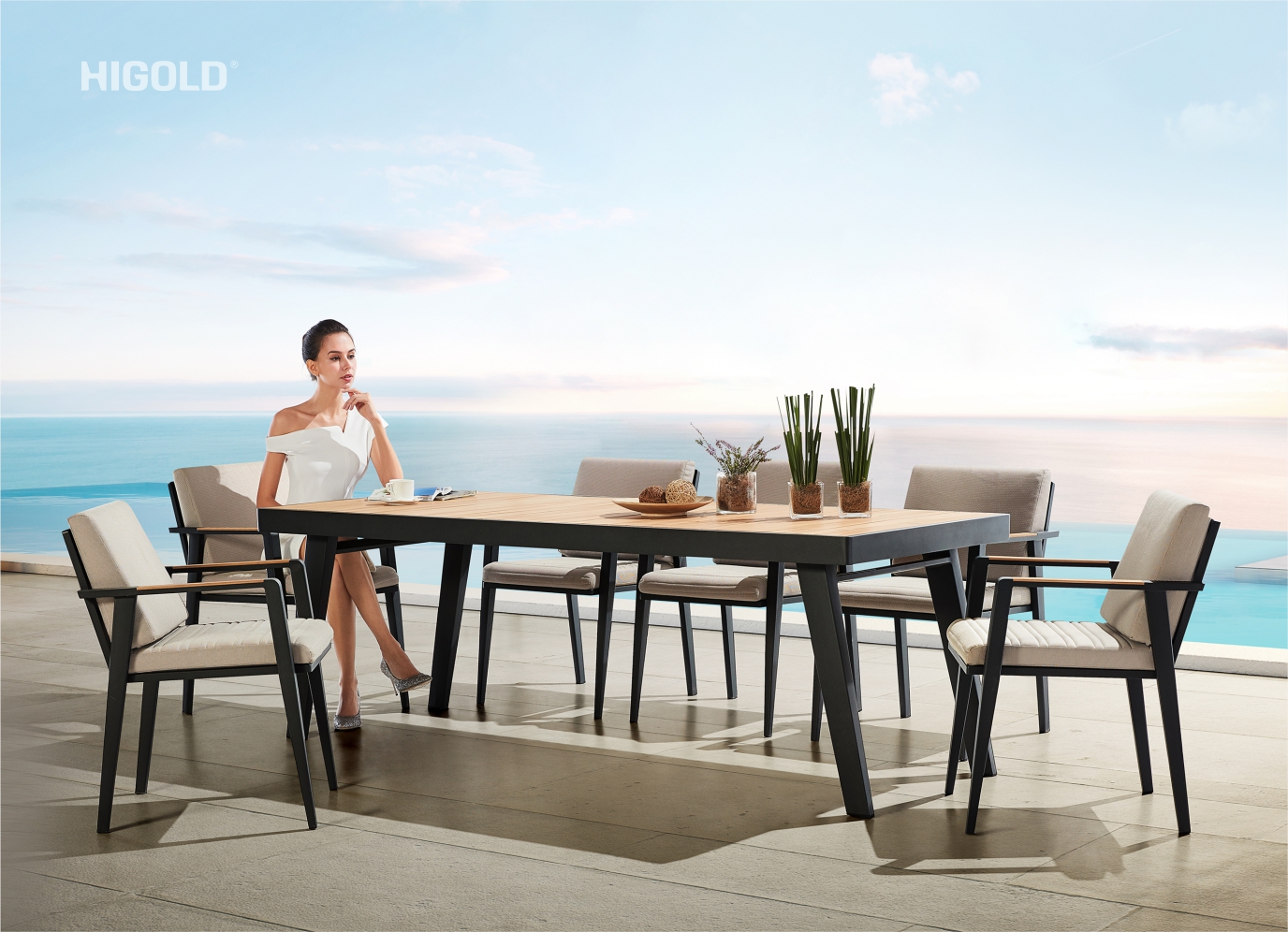 Emoti Dining Set 697790