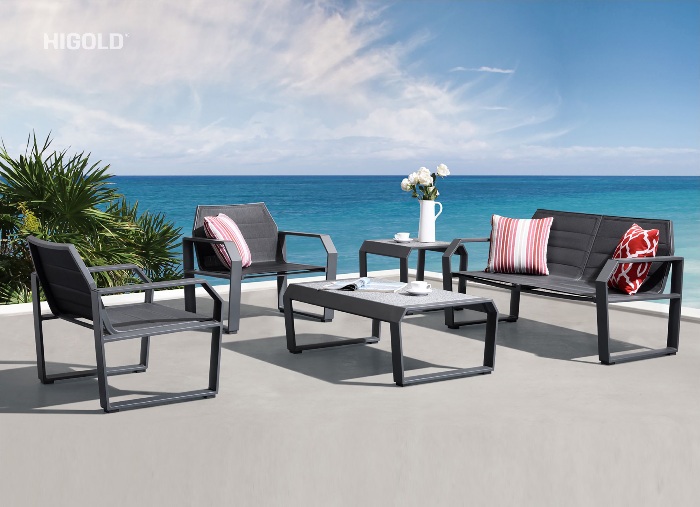 Nomad patio conversation set for 4