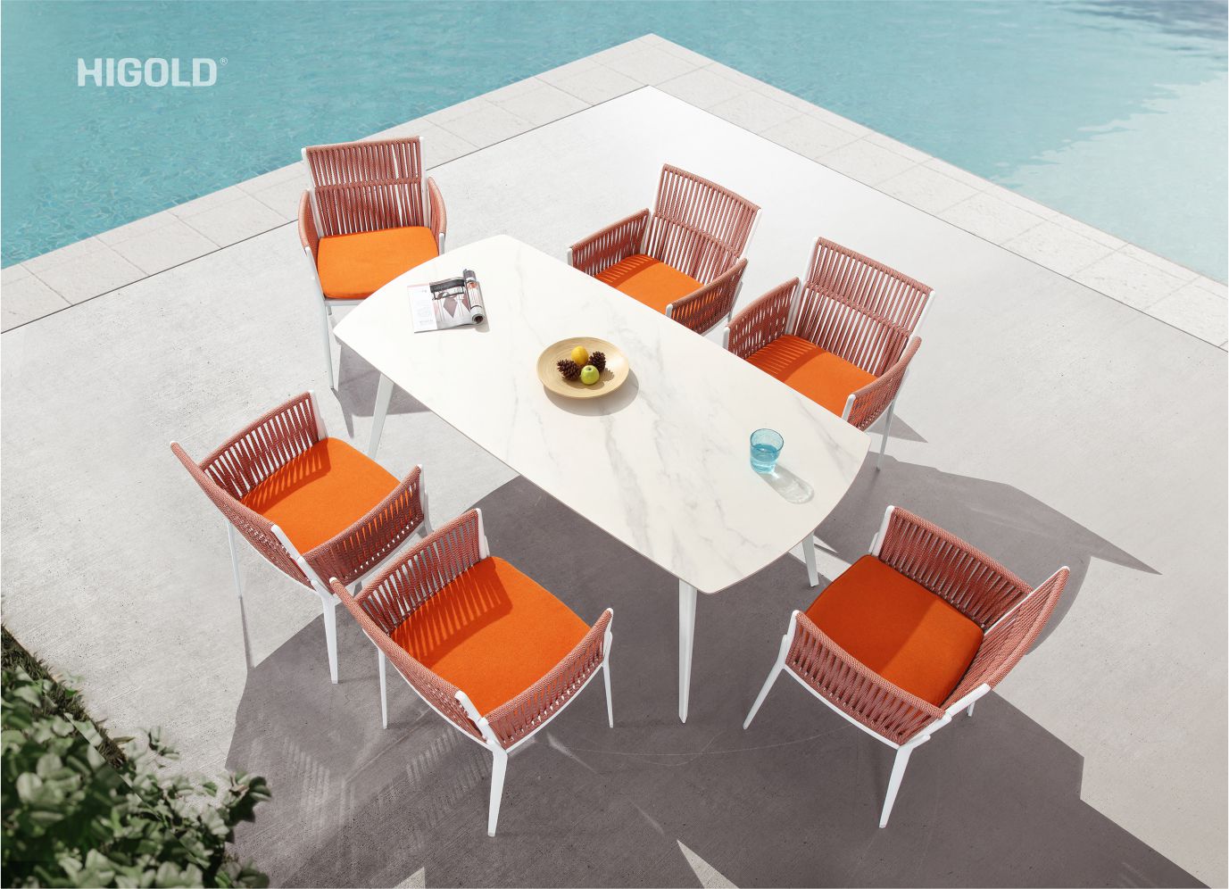 Hestia outdoor dining set for 4 aluminum