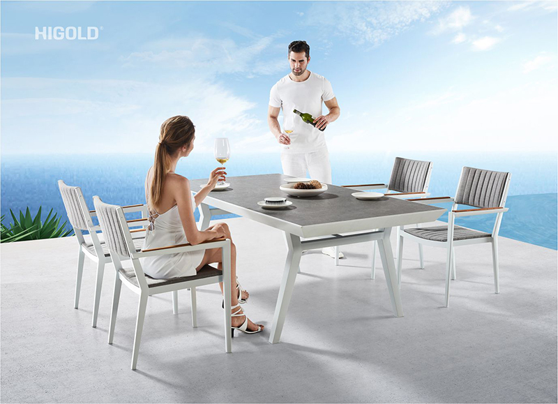 Champion Dining Set 204370